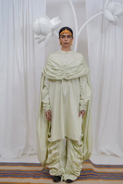 Gathered hoodie kurta, side cowl pockets broad pant, draw stringed dupatta