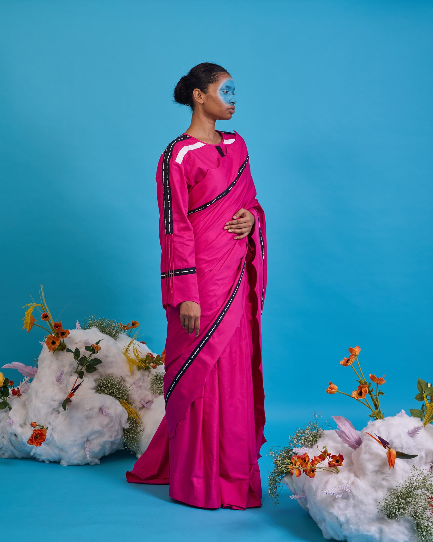 Scalloped edge saree