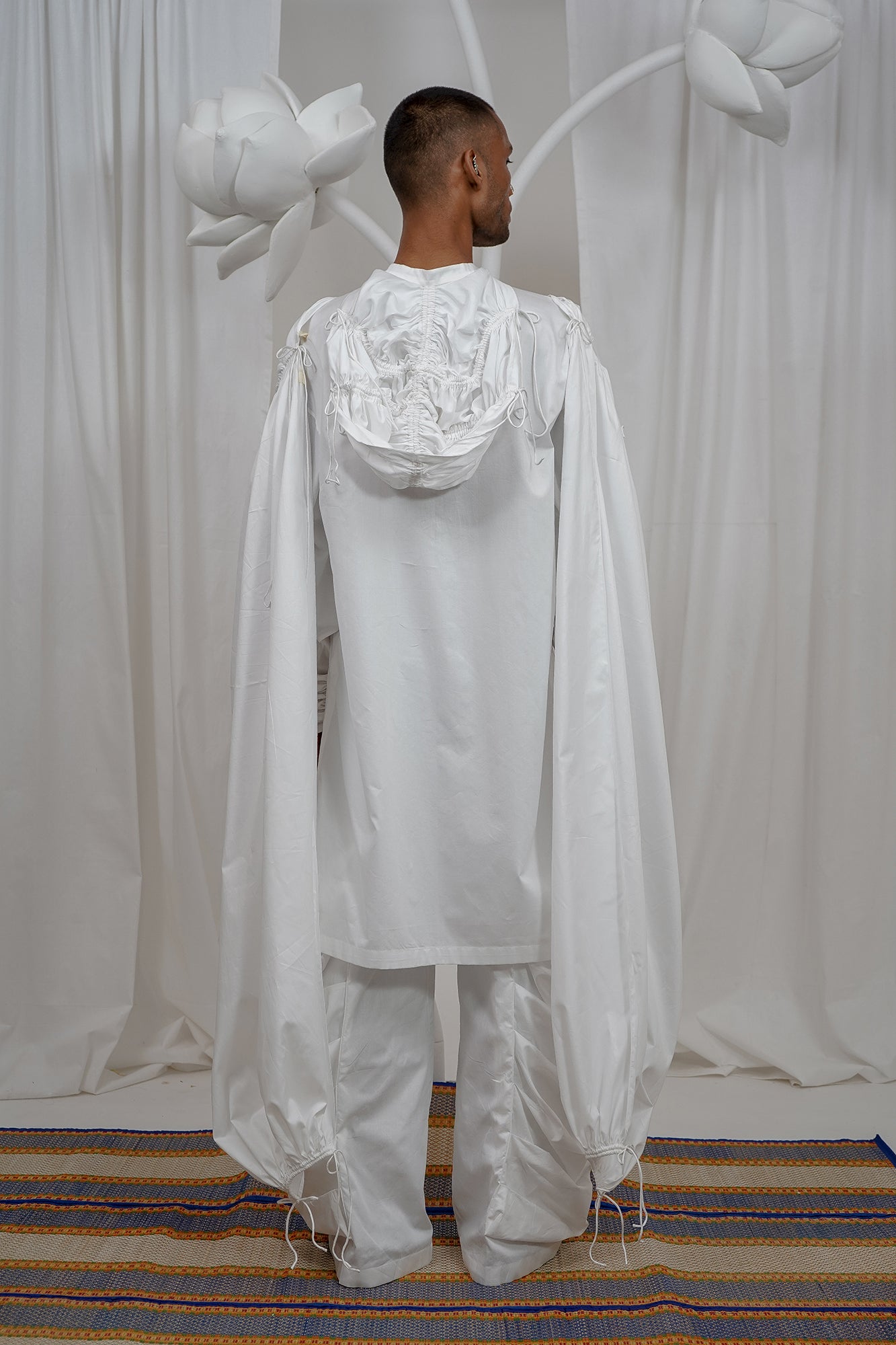 Gathered hoodie kurta, side cowl pockets broad pant, draw stringed dupatta